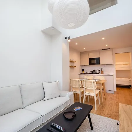 アパート Le Duplex Vaugelas Atypique En Plein Centre アヌシー