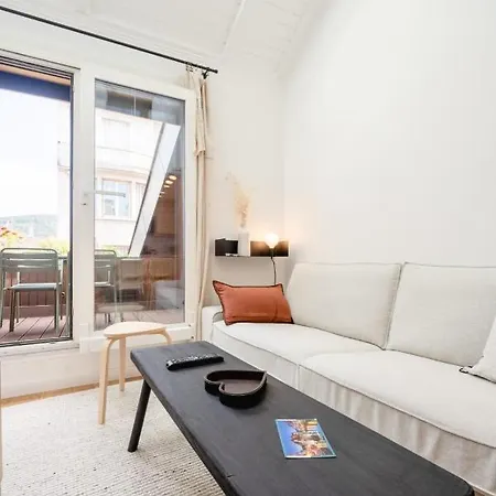 Le Duplex Vaugelas Atypique En Plein Centre Apartmán *